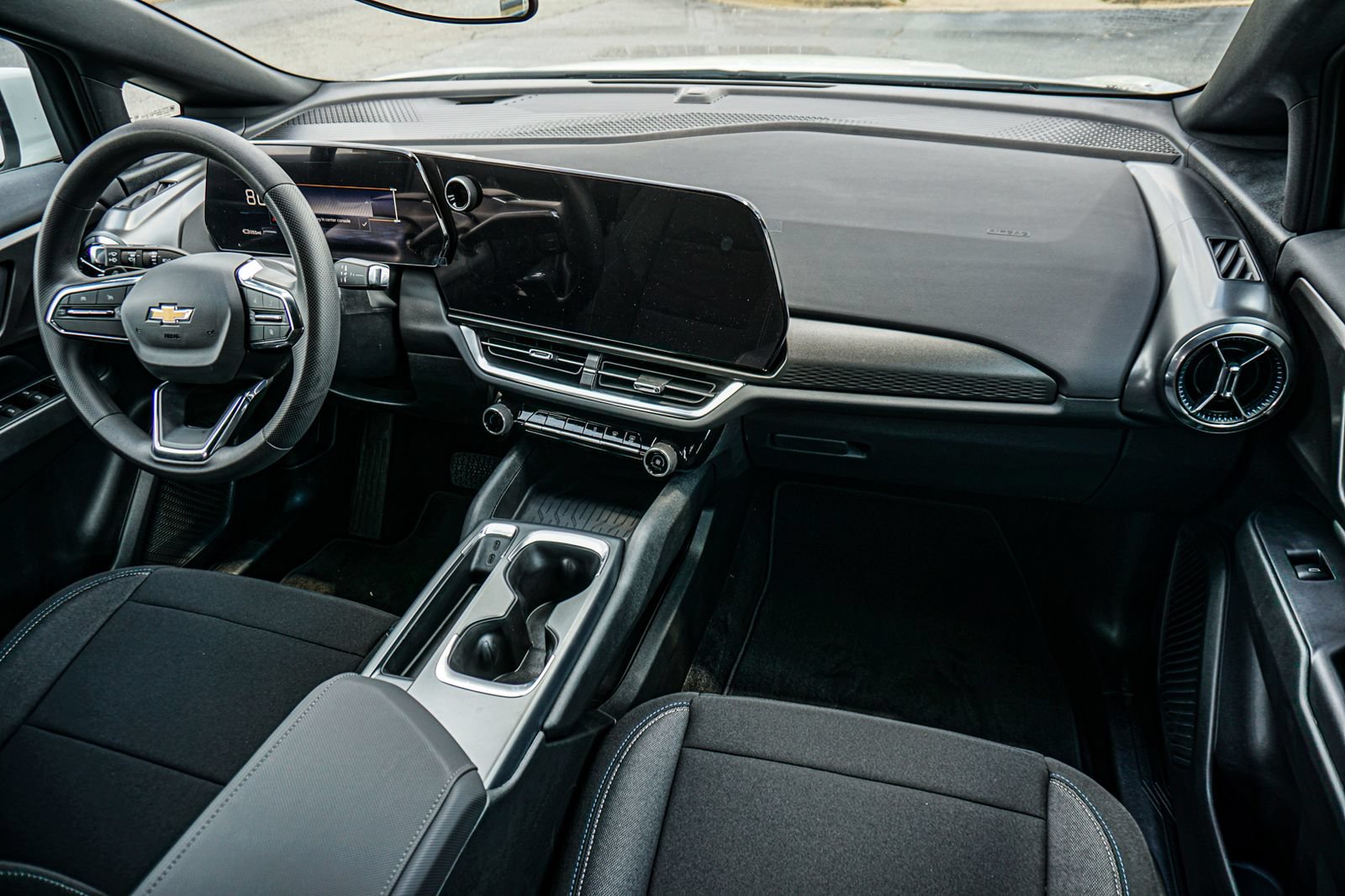 New 2026 Chevrolet Equinox EV LT FWD image 20