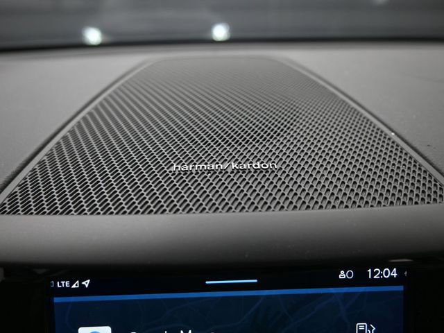 Used 2022 Volvo XC60 B6 Inscription w/ Advanced Package image 32