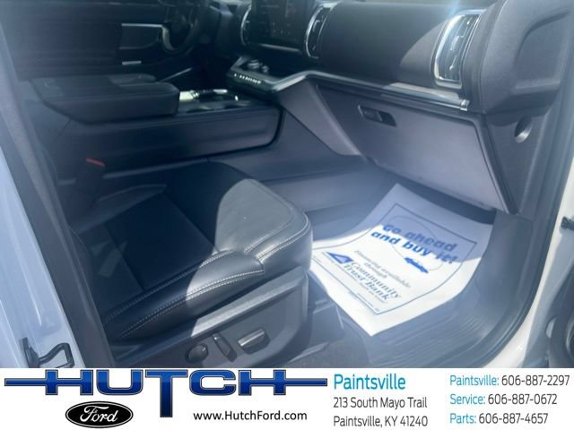 Used 2025 Ford Expedition Platinum AWD/4WD image 57