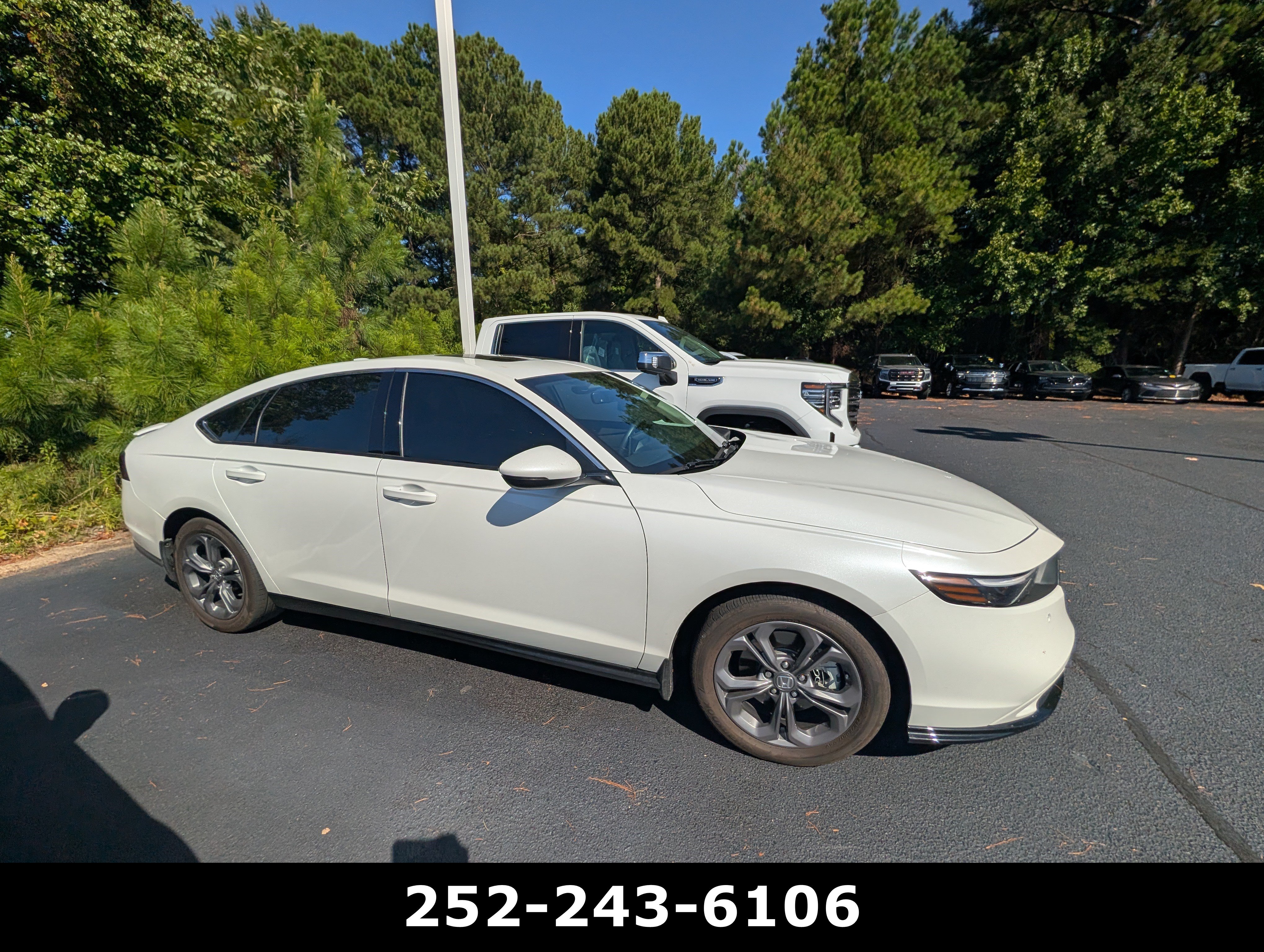 Used 2024 Honda Accord EX-L image 2
