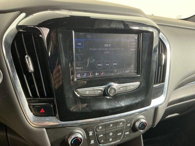 Used 2022 Chevrolet Traverse LT image 30
