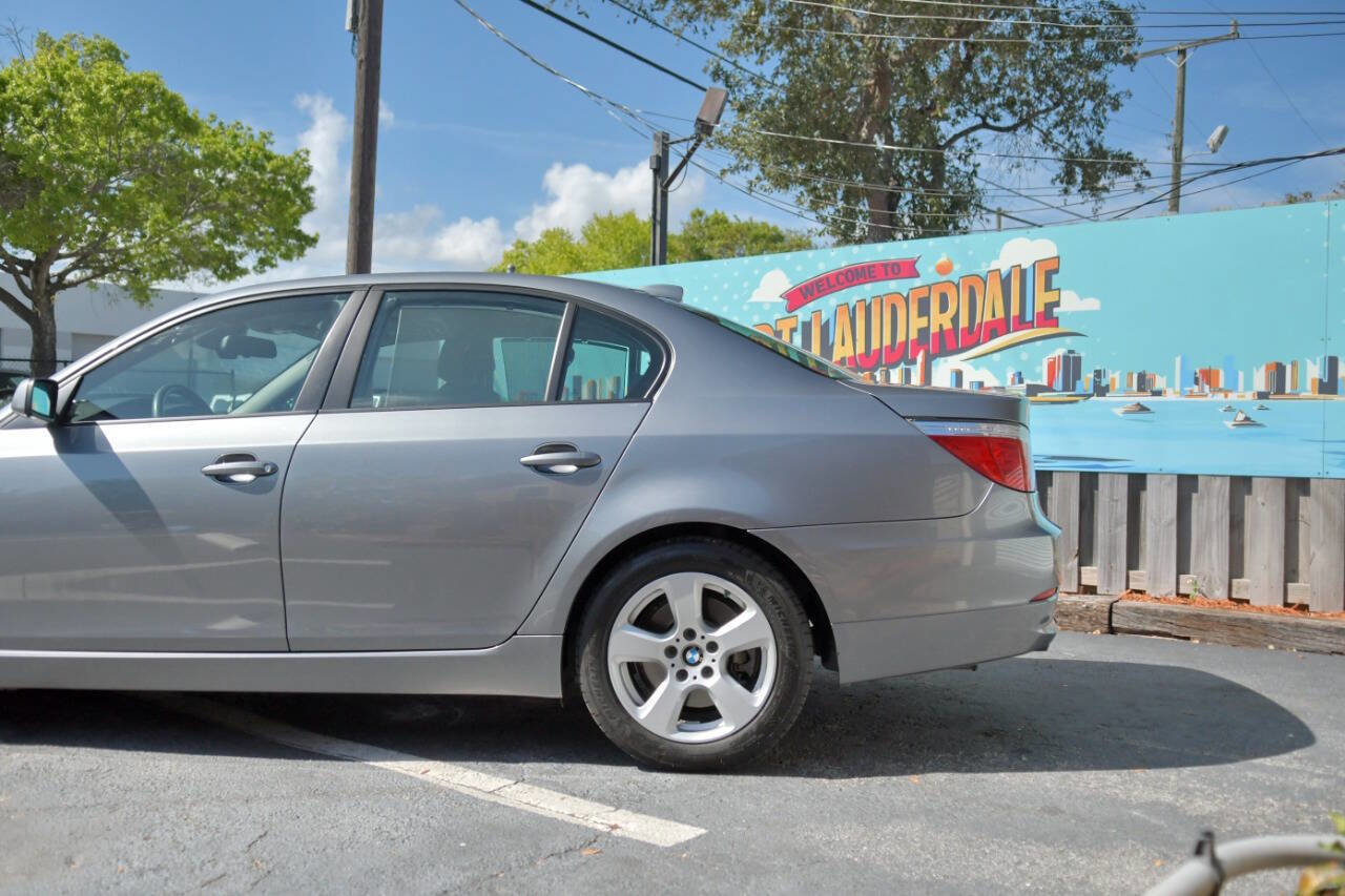 Used 2008 BMW 535xi Sedan w/ Premium Pkg image 9