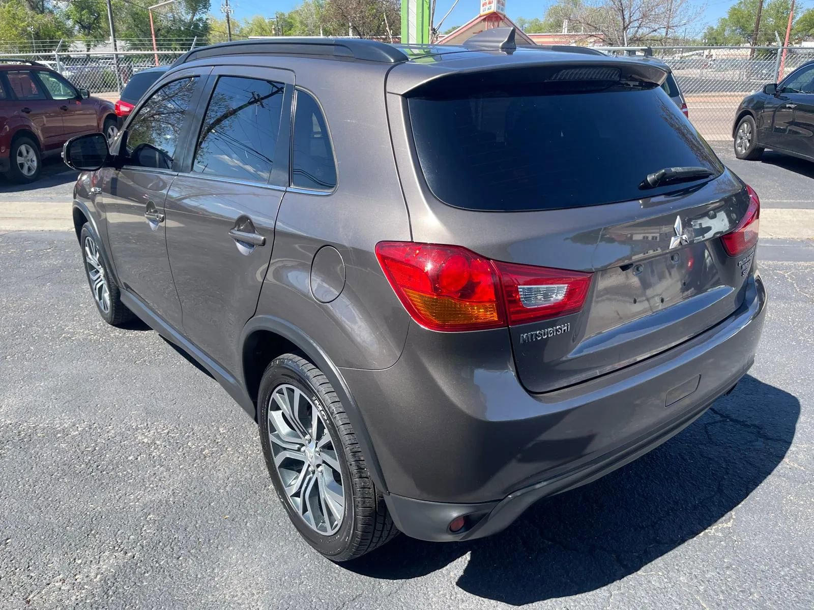 Used 2017 Mitsubishi Outlander Sport SEL AWD/4WD image 6