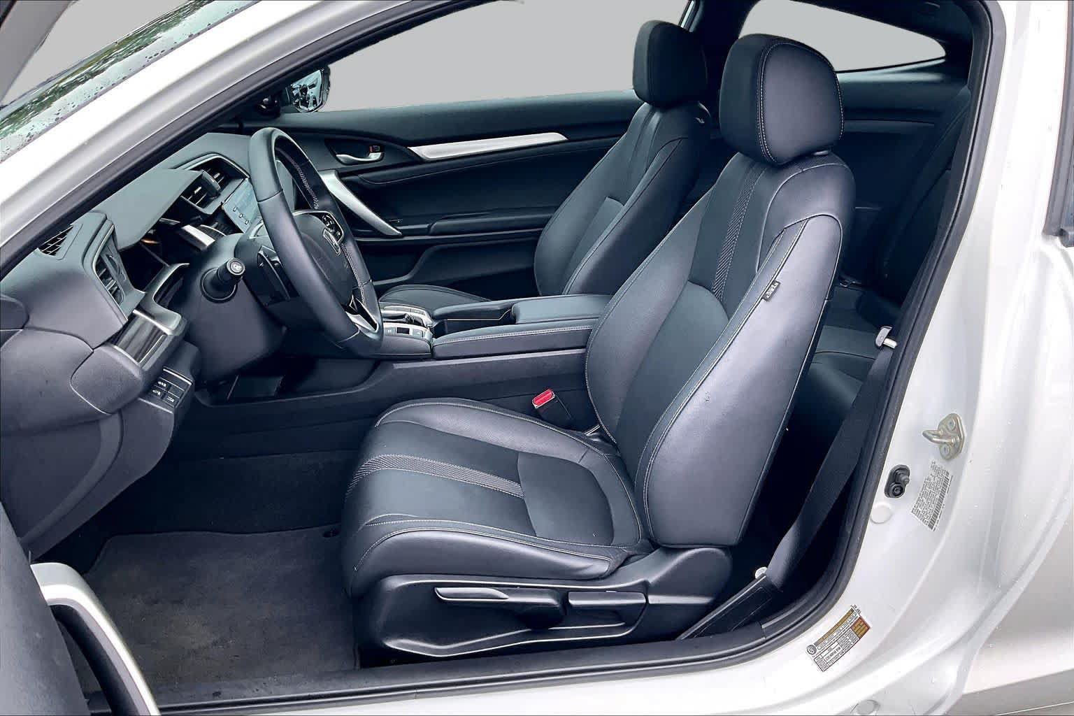 Used 2020 Honda Civic Touring image 8