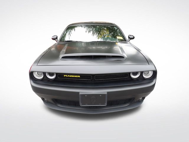 Used 2018 Dodge Challenger R/T w/ Driver Convenience Group RWD image 3