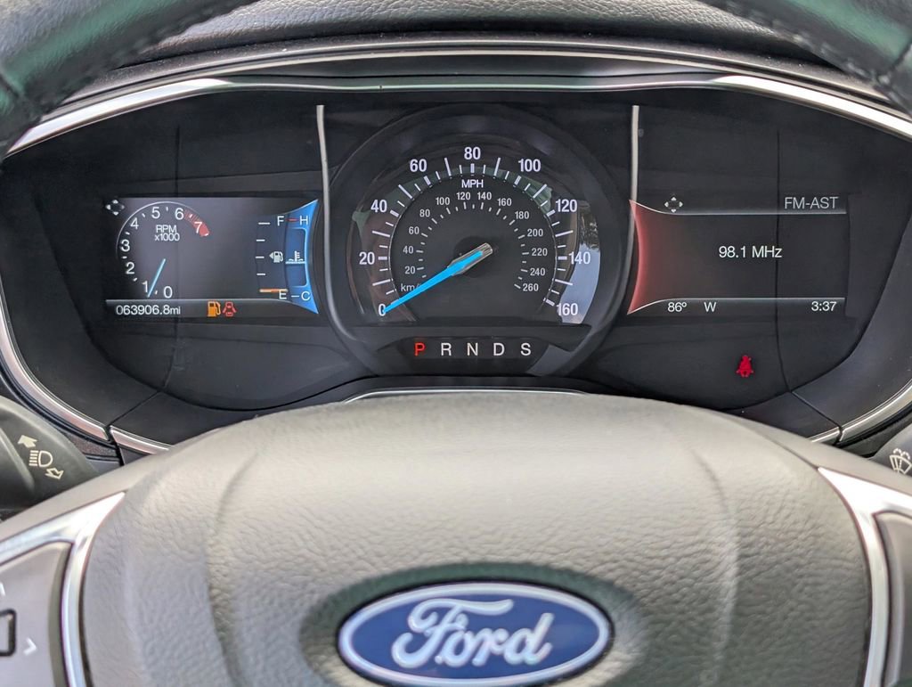 Used 2018 Ford Fusion Titanium image 23