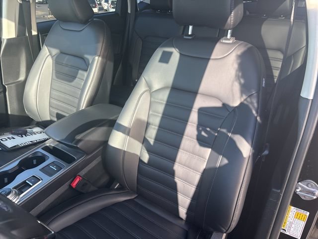 Used 2024 Ford Edge SEL w/ Convenience Package AWD/4WD image 32