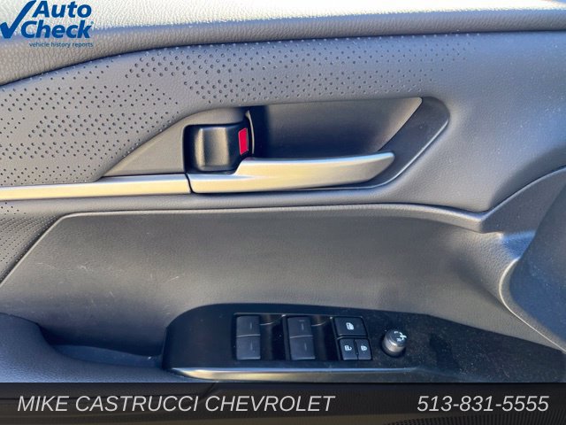 Used 2025 Toyota Camry XSE AWD/4WD image 8