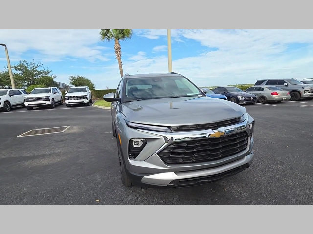New 2026 Chevrolet TrailBlazer LT w/ LT Cold Weather Package FWD image 24