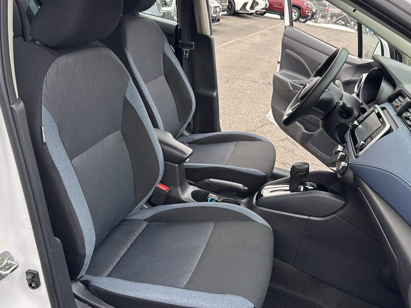 Used 2024 Nissan Versa SV w/ Trunk Package image 32