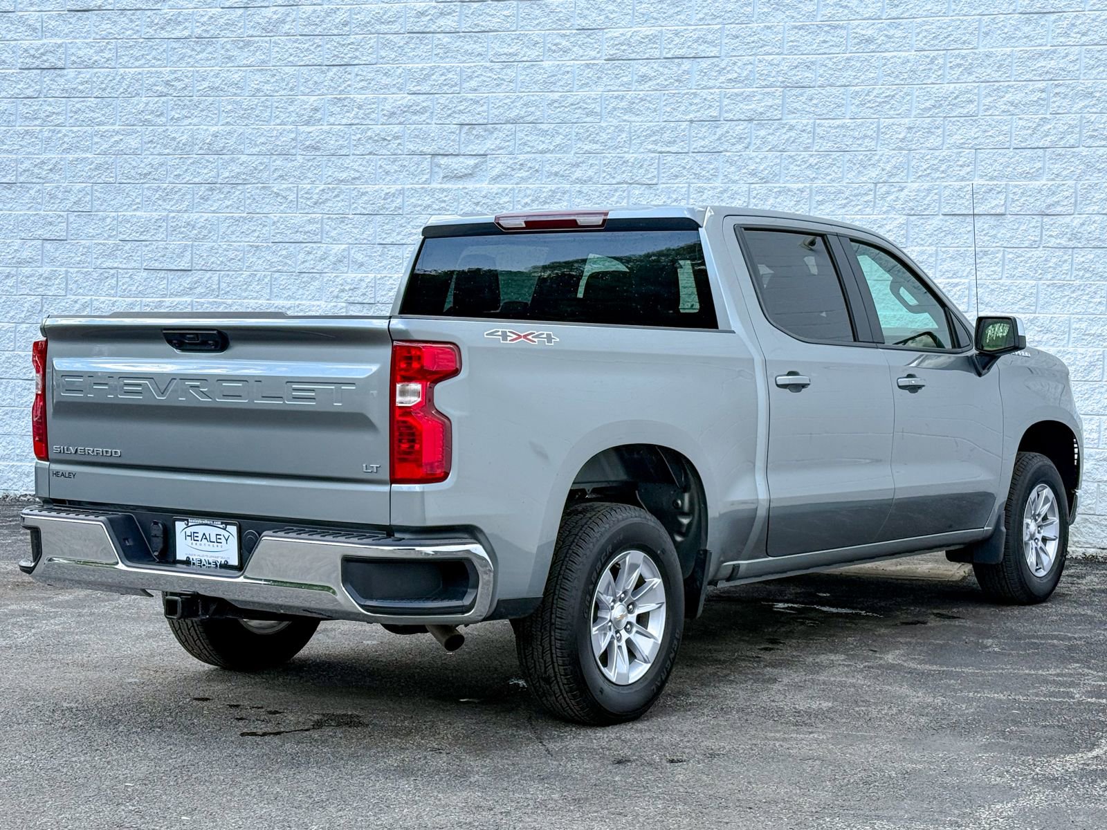 Certified 2026 Chevrolet Silverado 1500 LT AWD/4WD image 8