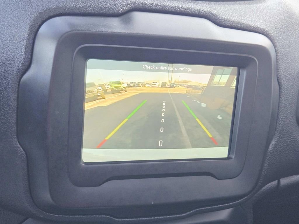 Used 2020 Jeep Renegade Limited image 29