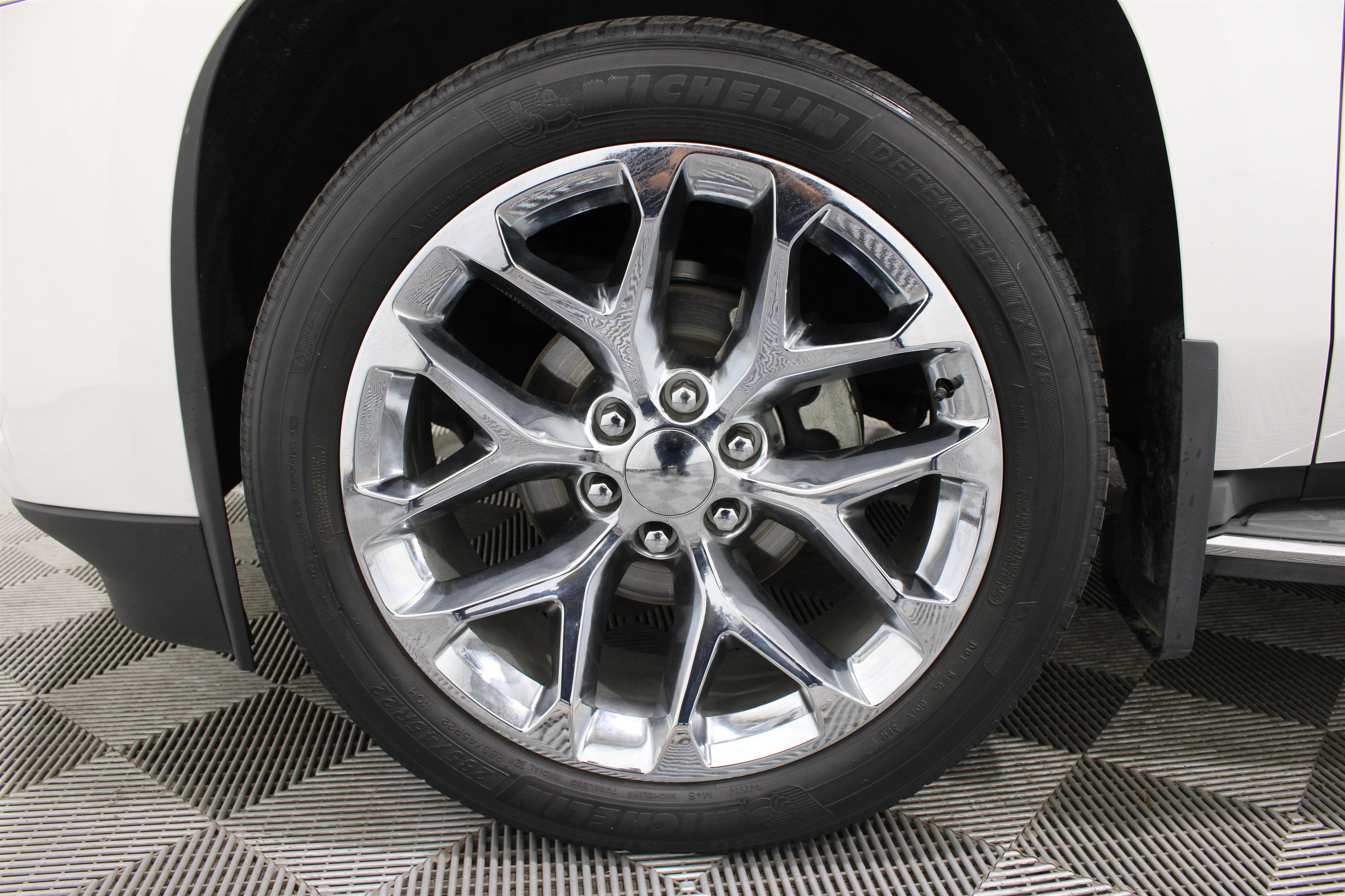Used 2016 Cadillac Escalade Luxury AWD/4WD image 37