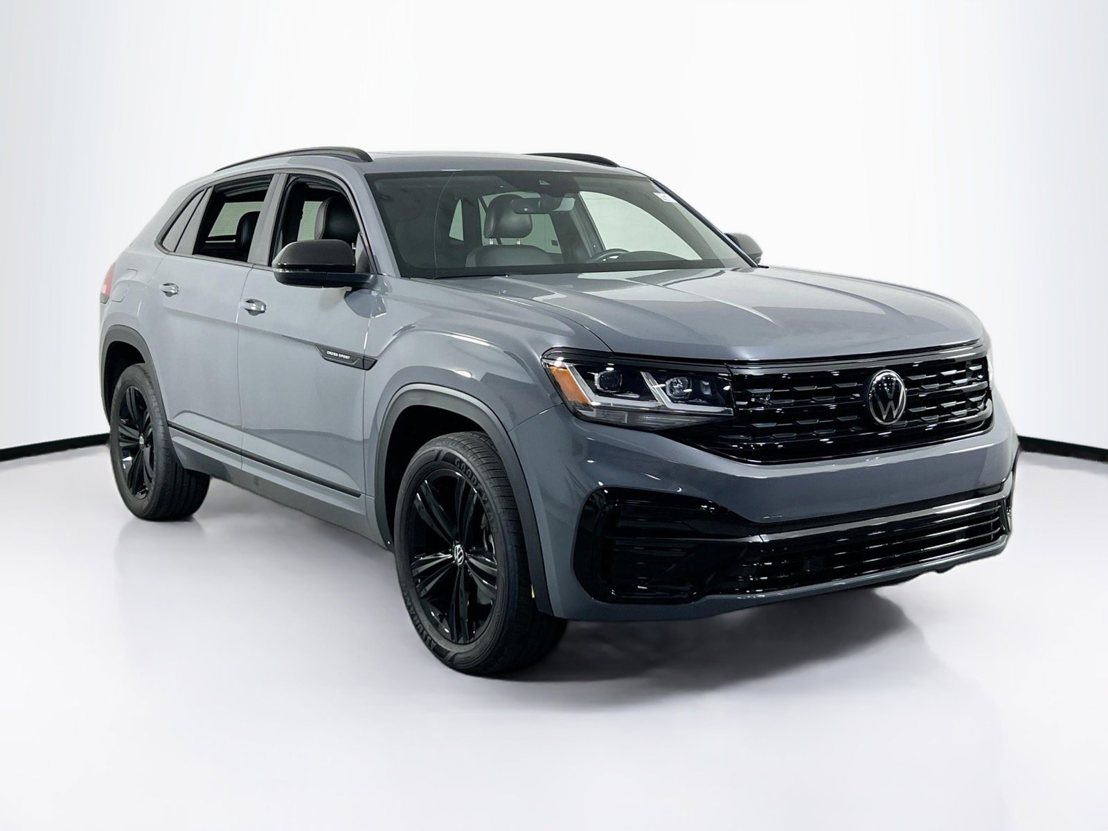 Used 2023 Volkswagen Atlas Cross Sport SEL R-Line image 3