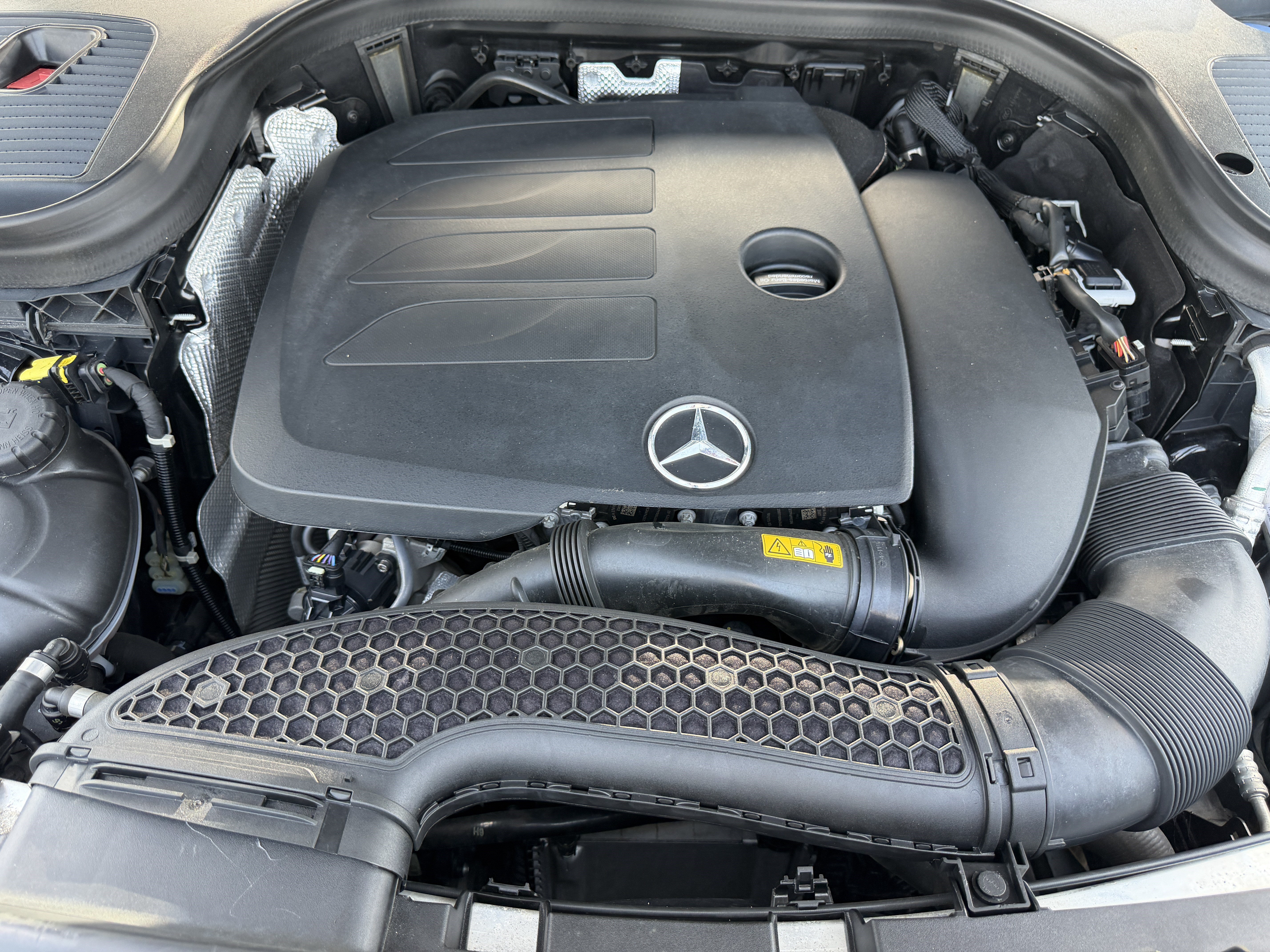 Used 2020 Mercedes-Benz GLC 300 image 26