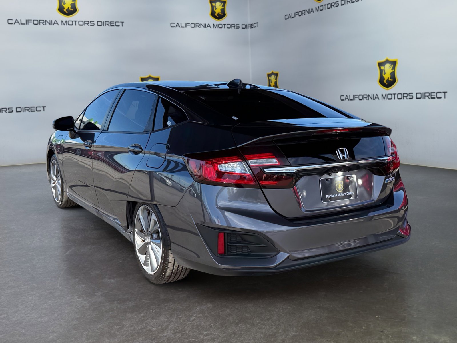 Used 2018 Honda Clarity Plug-In Hybrid image 3