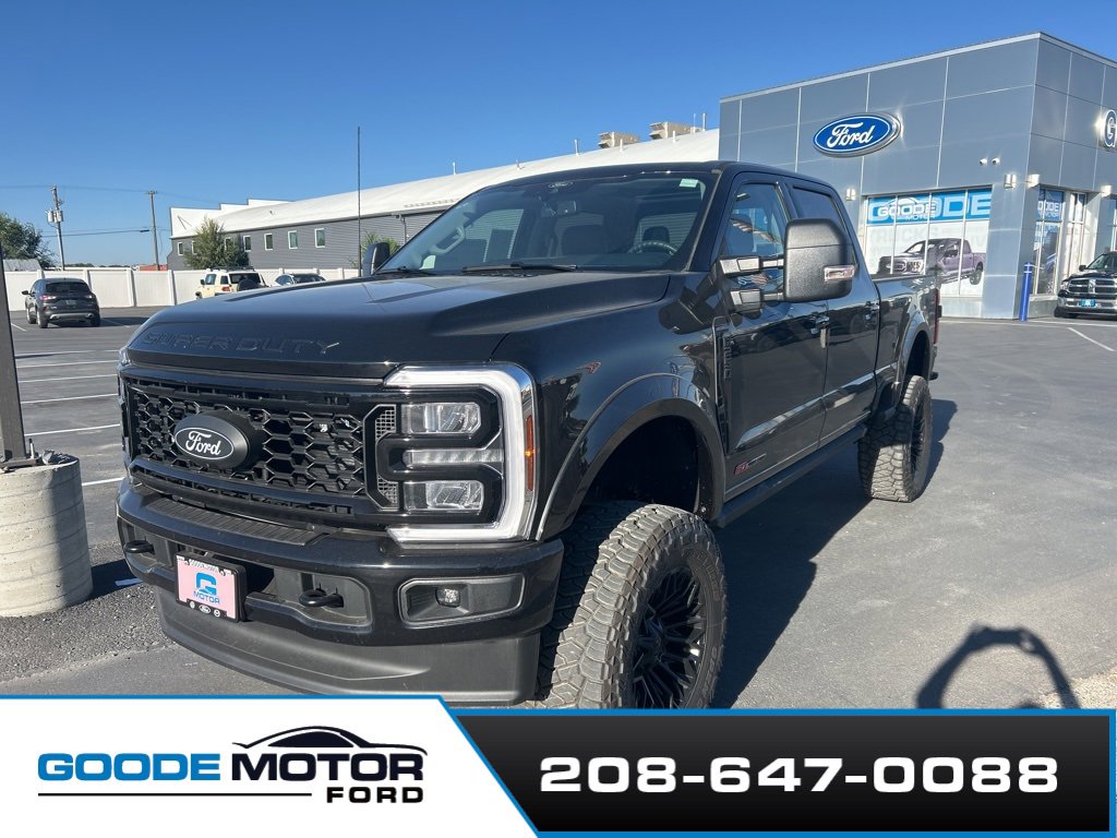 New 2025 Ford F250 XLT w/ Black Appearance Package image 2