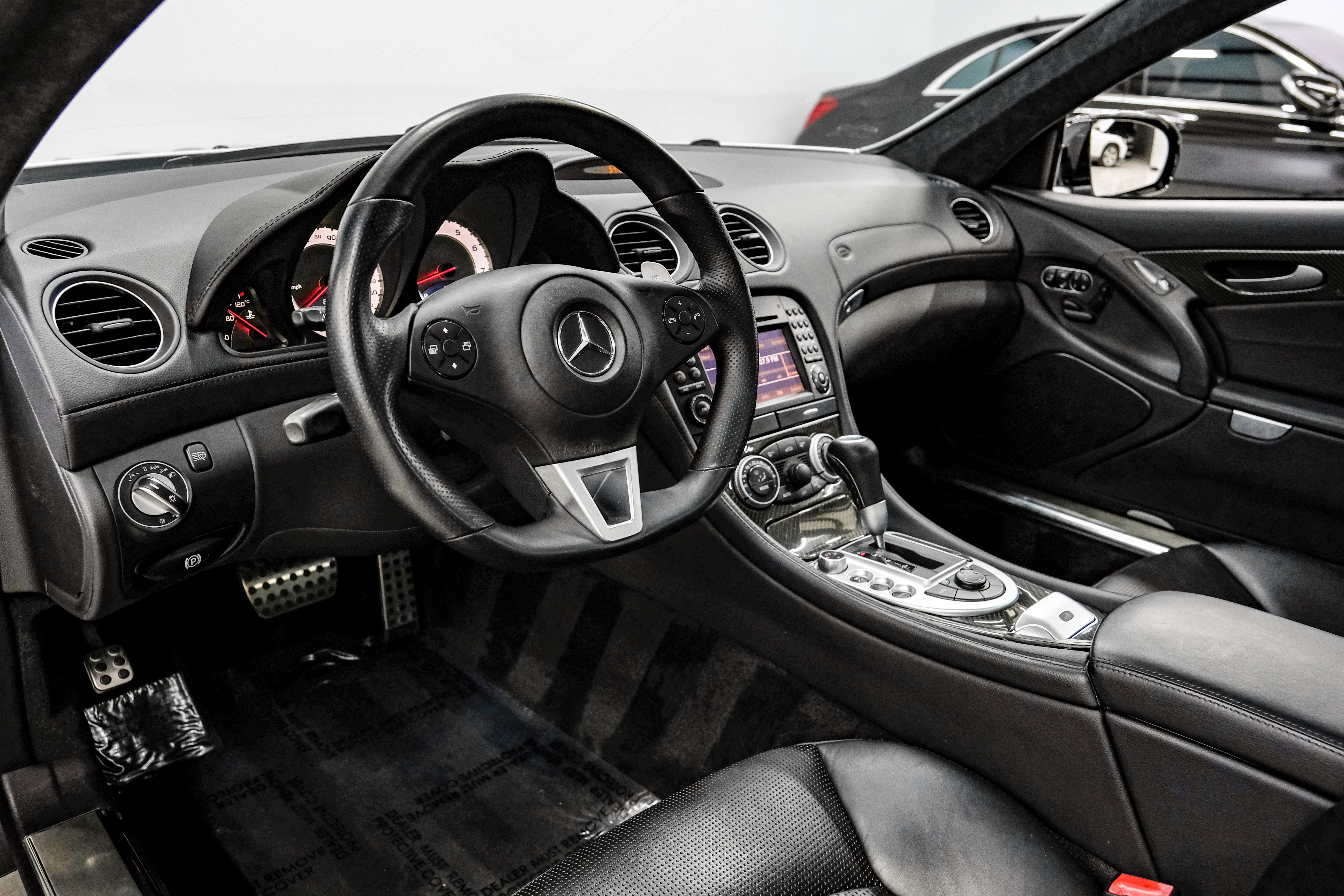 Used 2012 Mercedes-Benz SL 63 AMG image 3