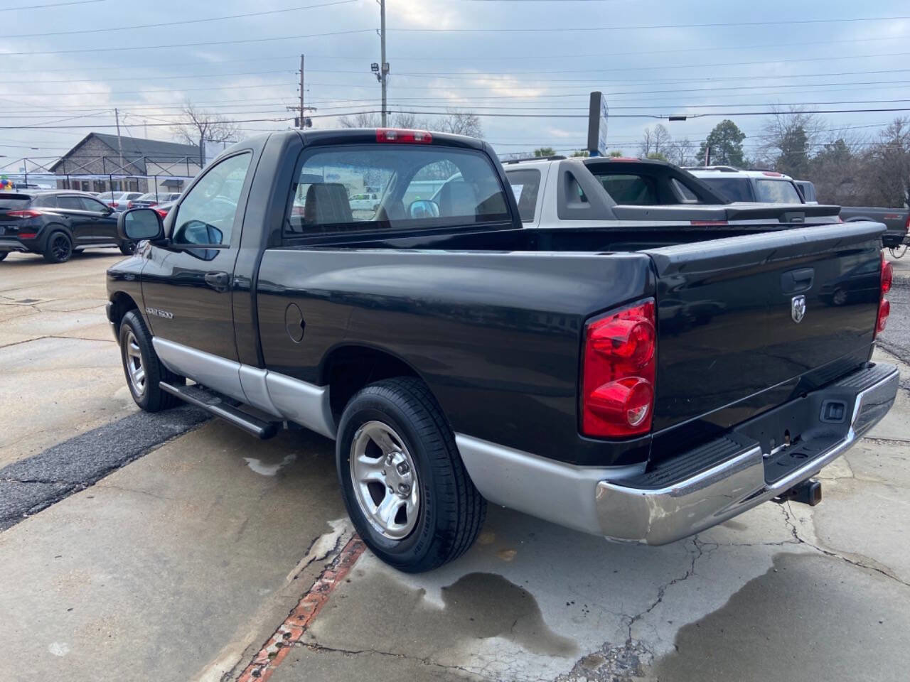 Used 2007 Dodge Ram 1500 Truck ST w/ V6 Value Group image 3