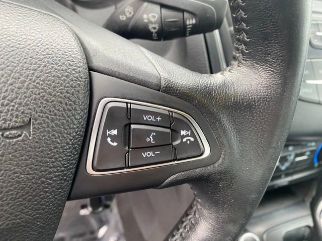 Used 2016 Ford Focus SE w/ Equipment Group 201A FWD image 17