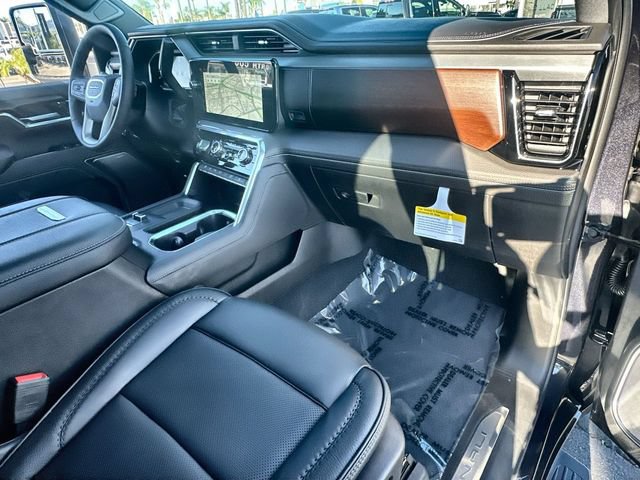 New 2026 GMC Sierra 2500 Denali w/ Denali Reserve Package AWD/4WD image 31