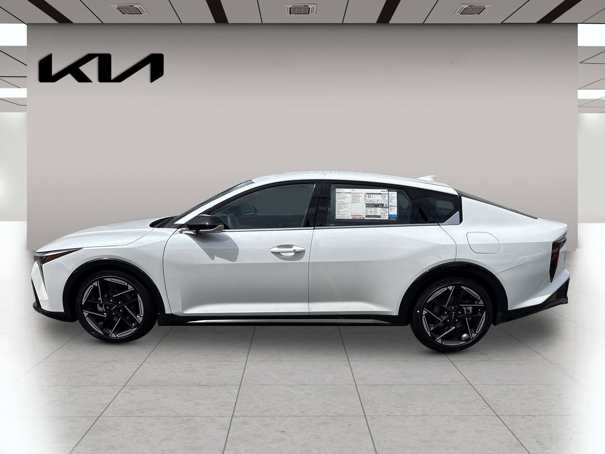 New 2025 Kia K4 GT-Line image 6