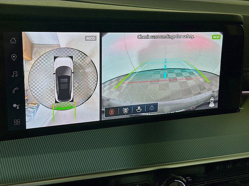 Certified 2025 Nissan Murano SL image 17