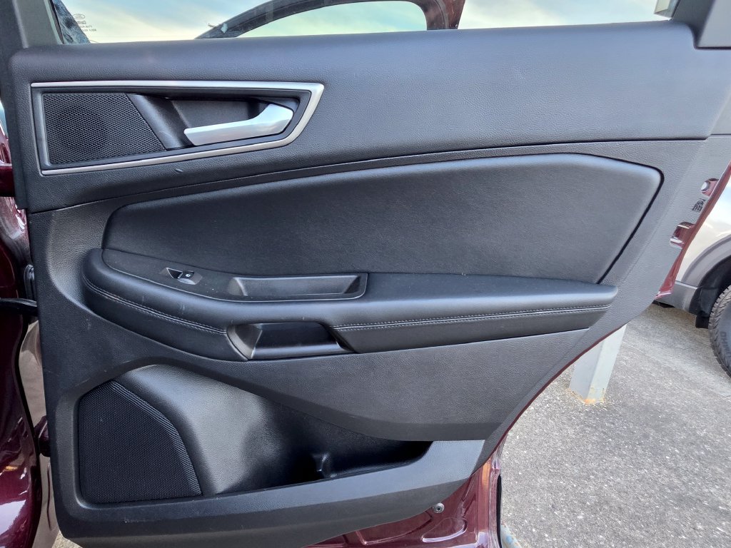 Used 2021 Ford Edge SEL FWD image 24