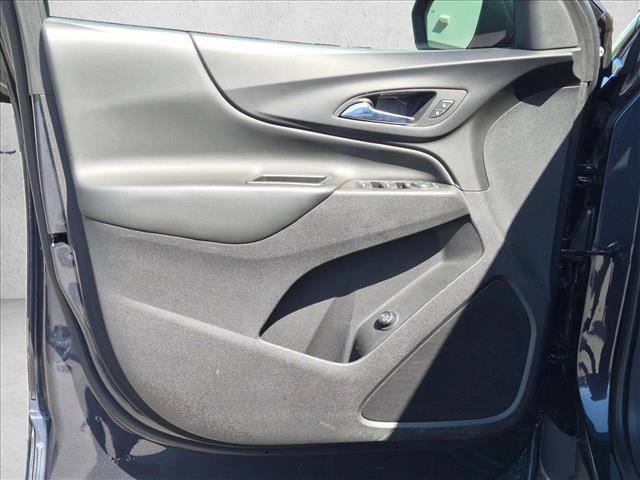 Used 2022 Chevrolet Equinox LT FWD image 11