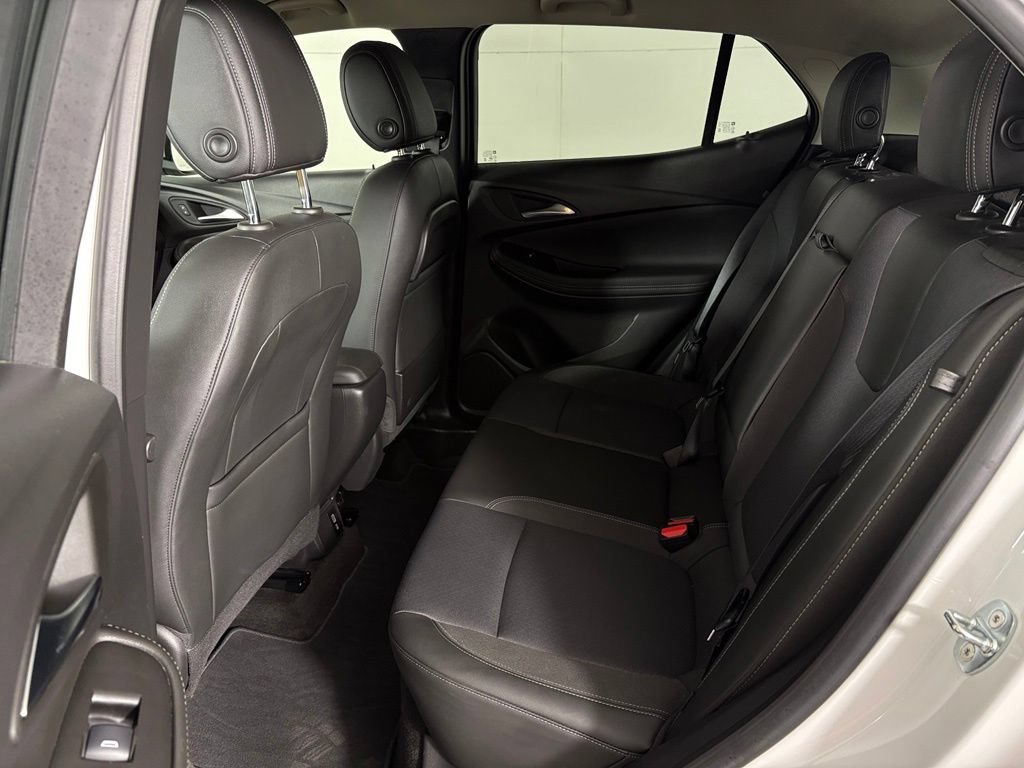 Certified 2024 Buick Encore GX Preferred w/ Comfort Package FWD image 38