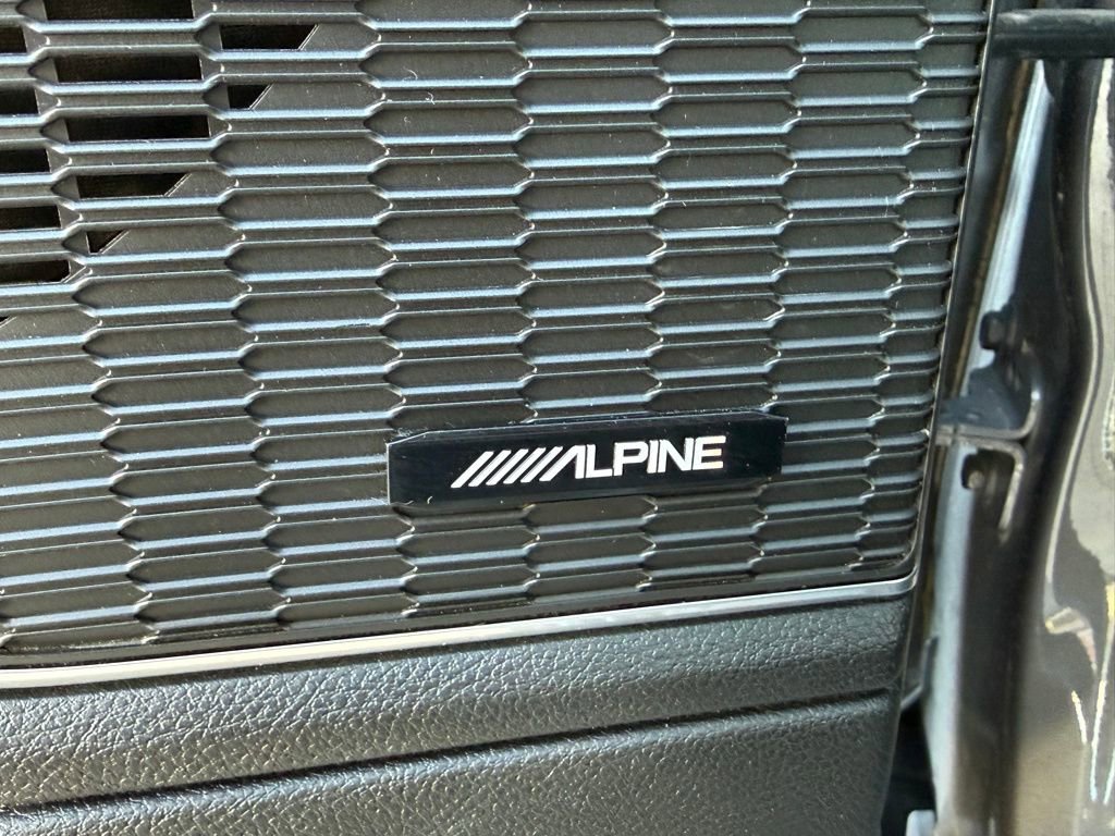 Used 2024 Jeep Grand Cherokee L Overland w/ Trailer Tow Package image 15