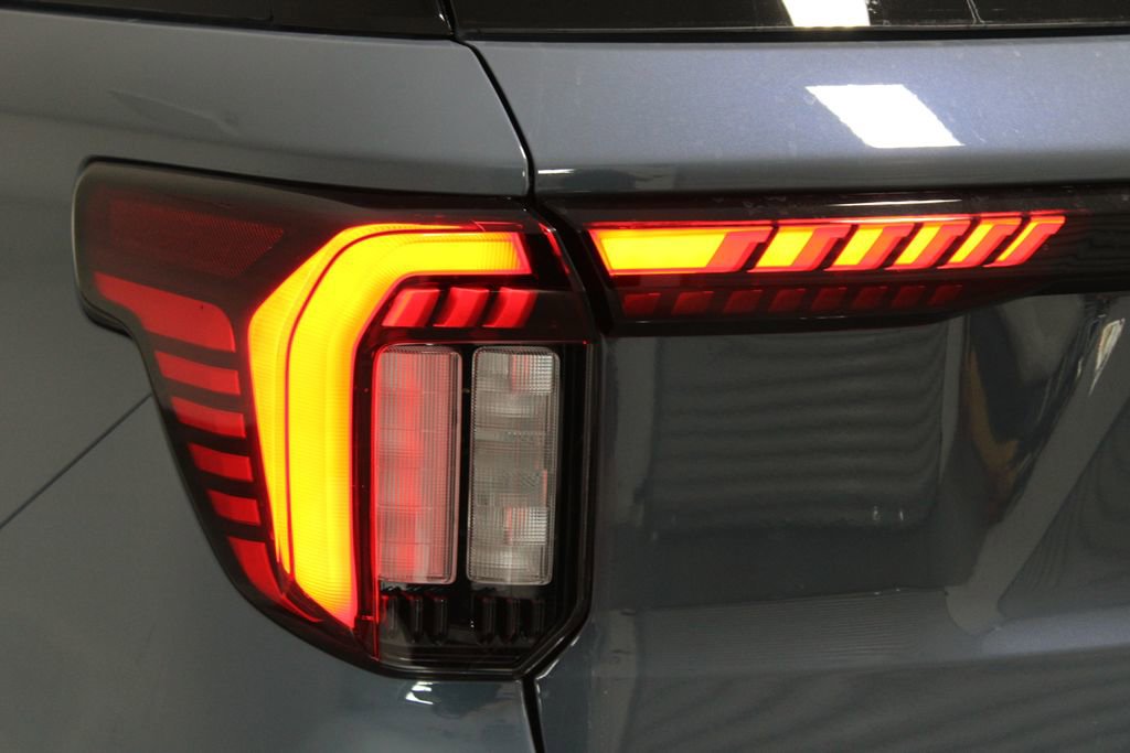New 2026 Ford Explorer Active RWD image 51