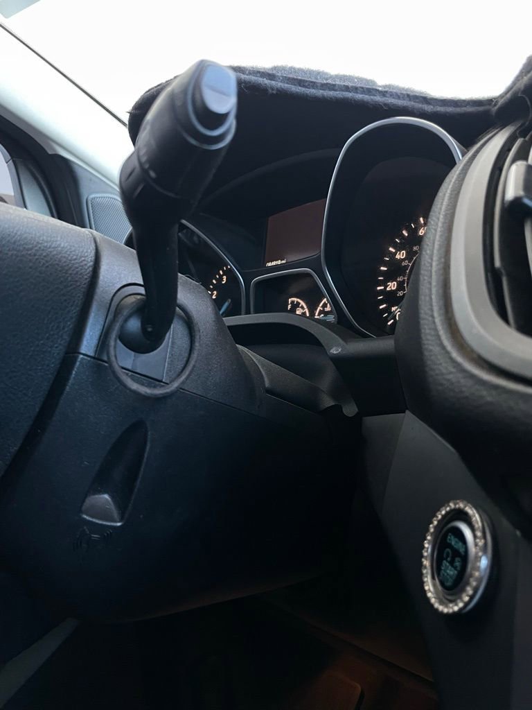 Used 2019 Ford Escape SE image 22