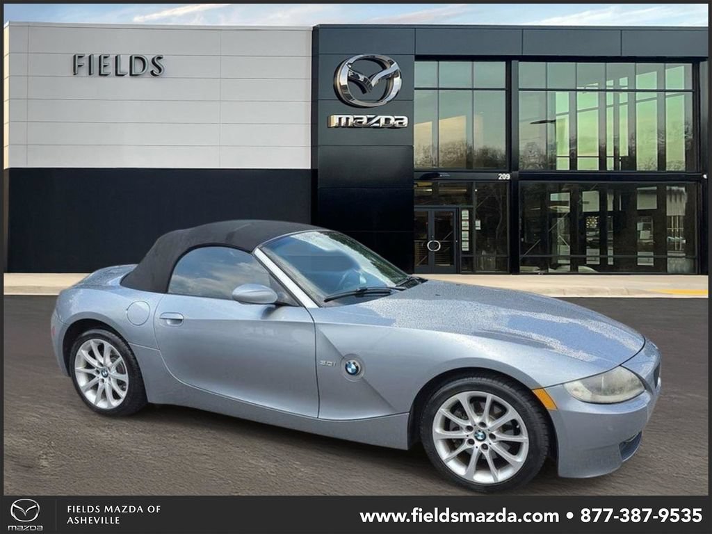 Used 2007 BMW Z4 3.0i RWD video 1