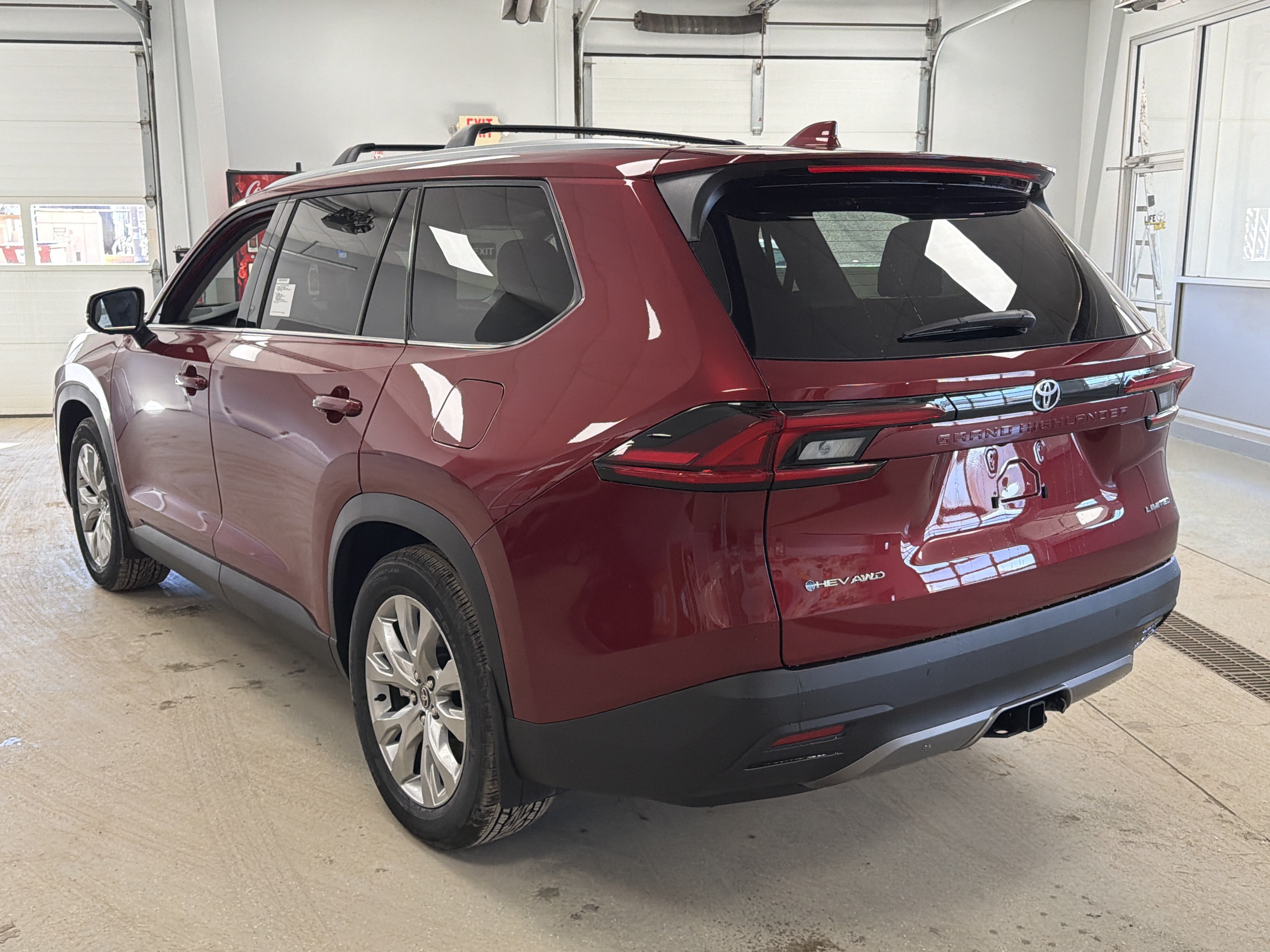 New 2026 Toyota Grand Highlander Limited AWD/4WD image 4