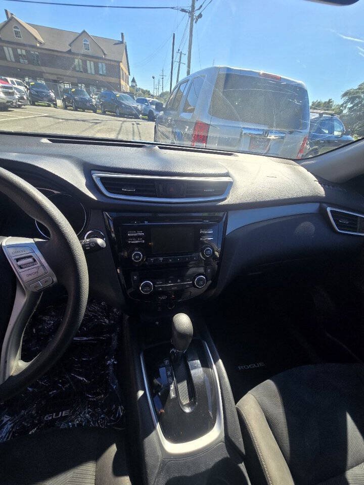Used 2015 Nissan Rogue SV AWD/4WD image 24
