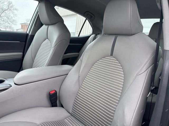 Used 2023 Toyota Camry SE image 27