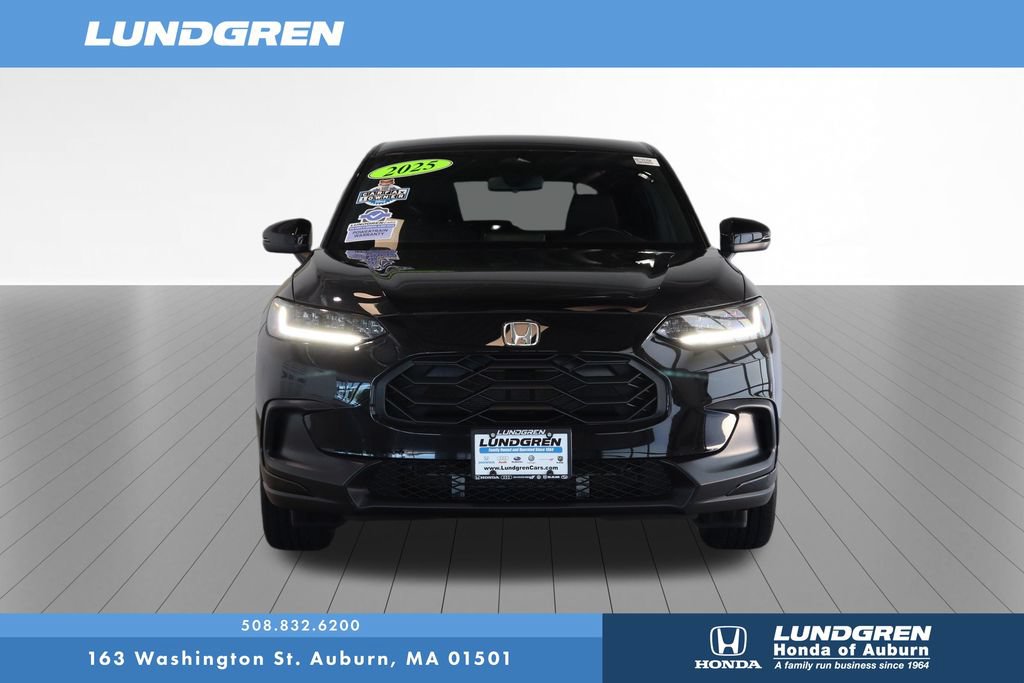 Used 2025 Honda HR-V Sport image 3