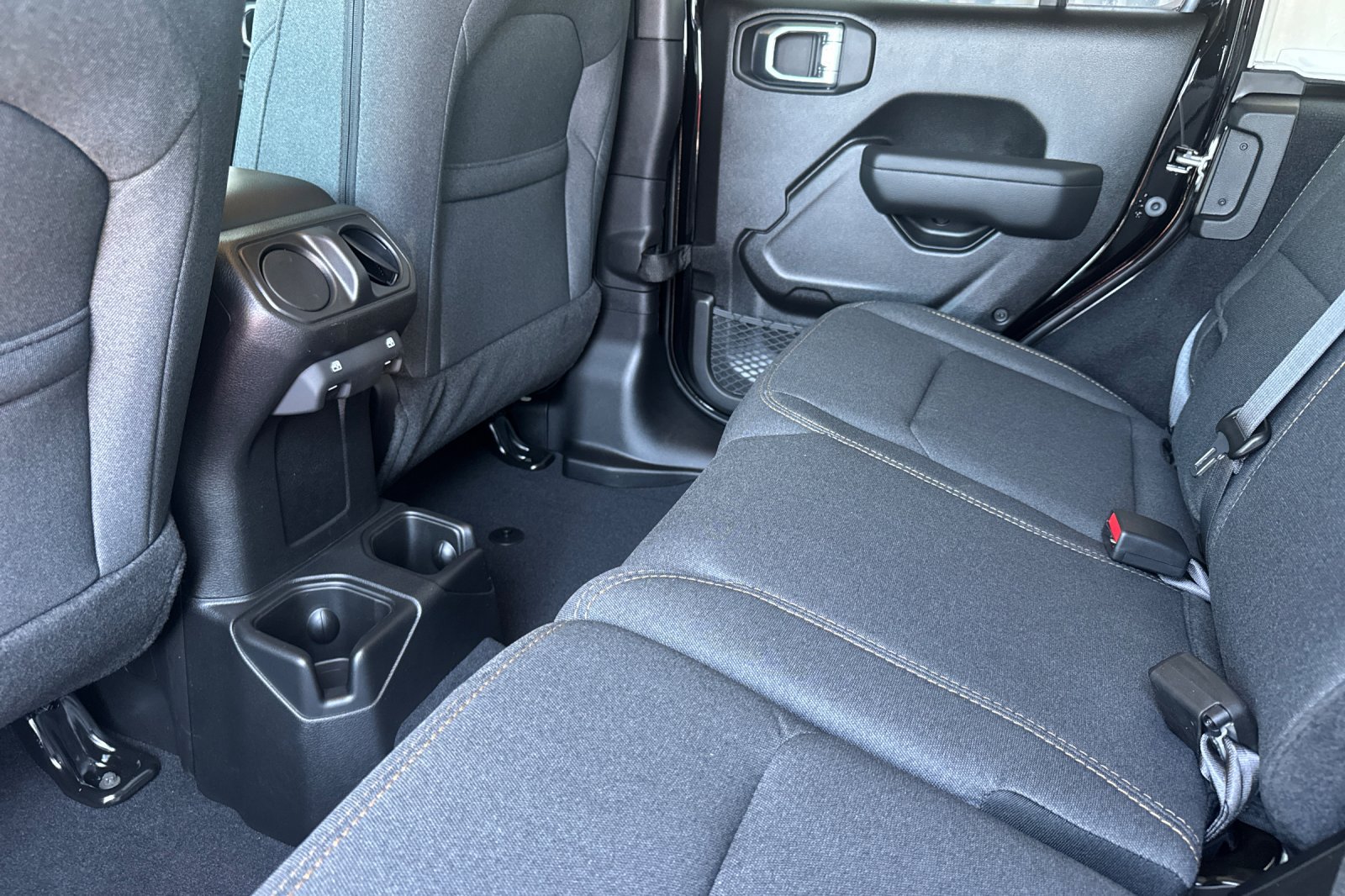 New 2026 Jeep Wrangler Unlimited Sport AWD/4WD image 11