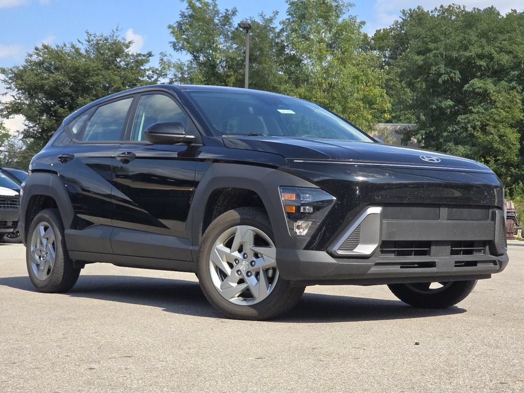 Used 2024 Hyundai Kona SE AWD/4WD image 1
