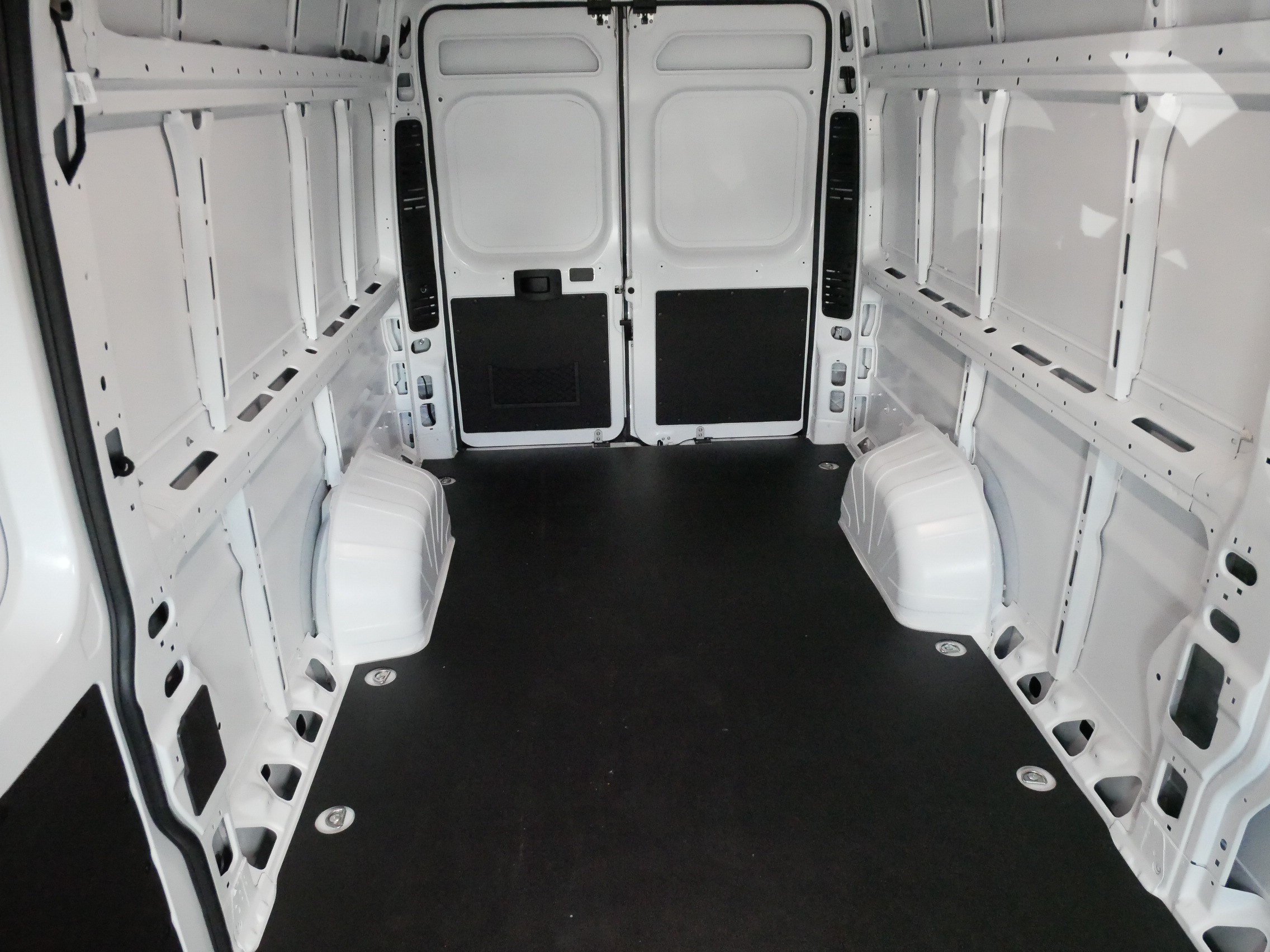 Used 2026 RAM ProMaster 3500 w/ Convenience Group FWD image 13