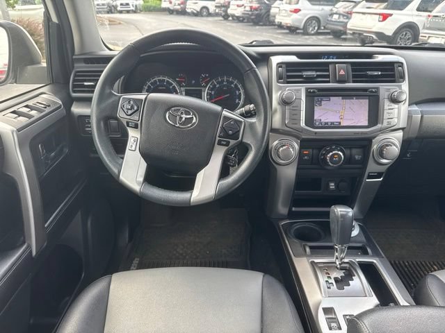 Used 2017 Toyota 4Runner SR5 Premium AWD/4WD image 7