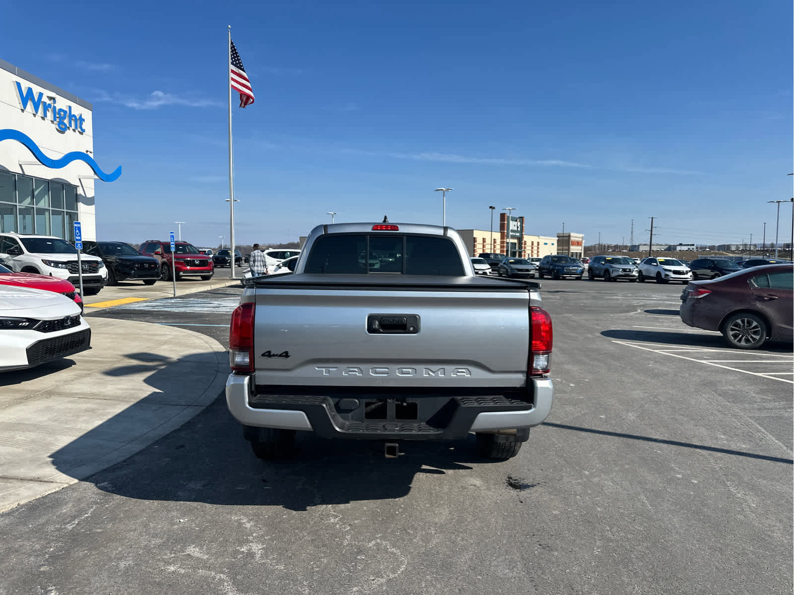 Used 2022 Toyota Tacoma SR image 7