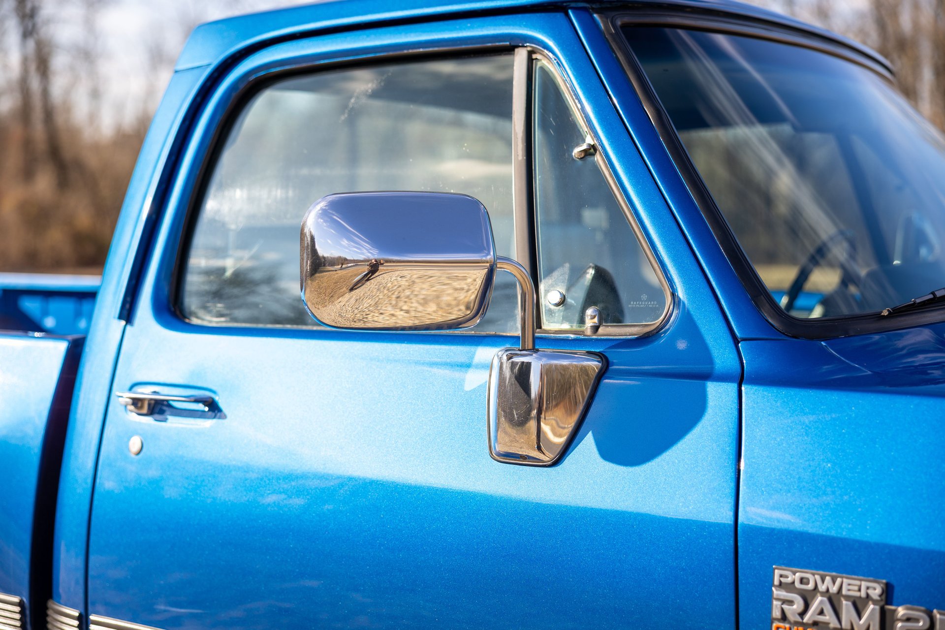 Used 1992 Dodge D/W Truck 250 image 18