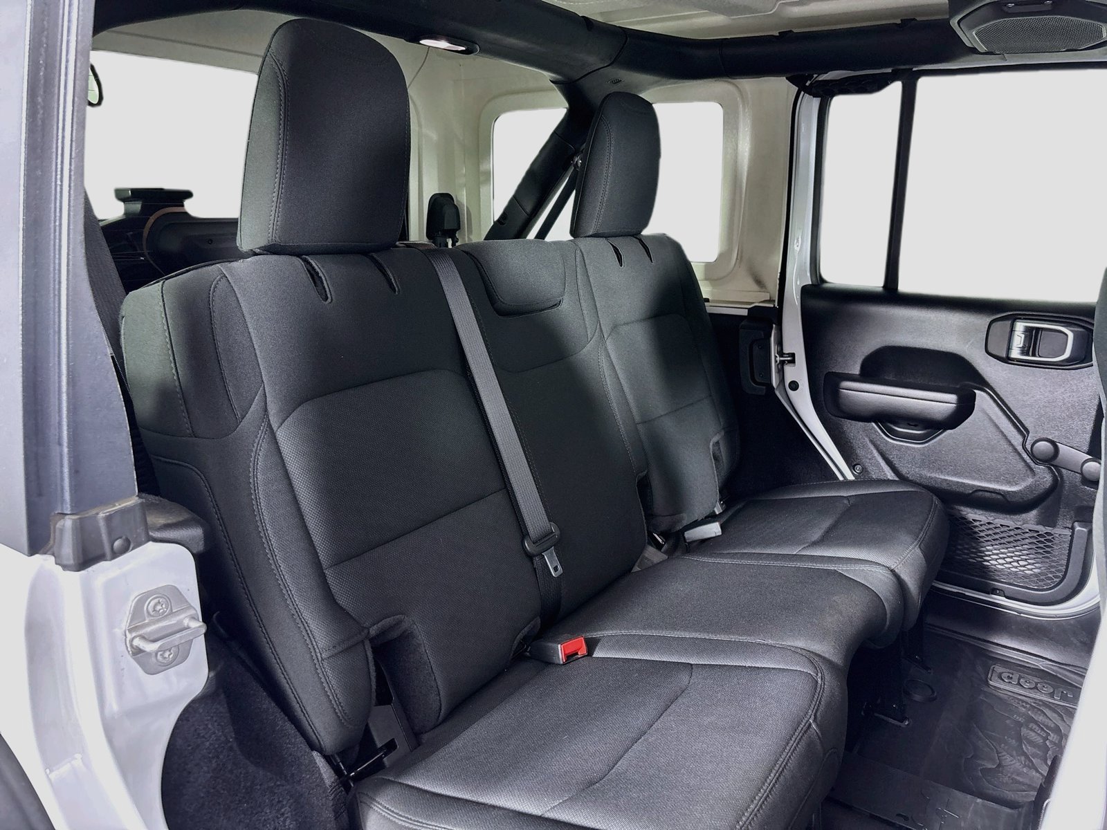 Used 2021 Jeep Wrangler Unlimited Sport AWD/4WD image 24