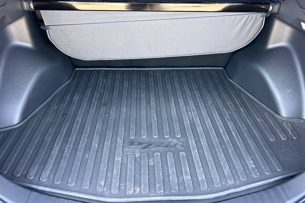 Certified 2025 Toyota bZ4X AWD w/ Weather Package image 18