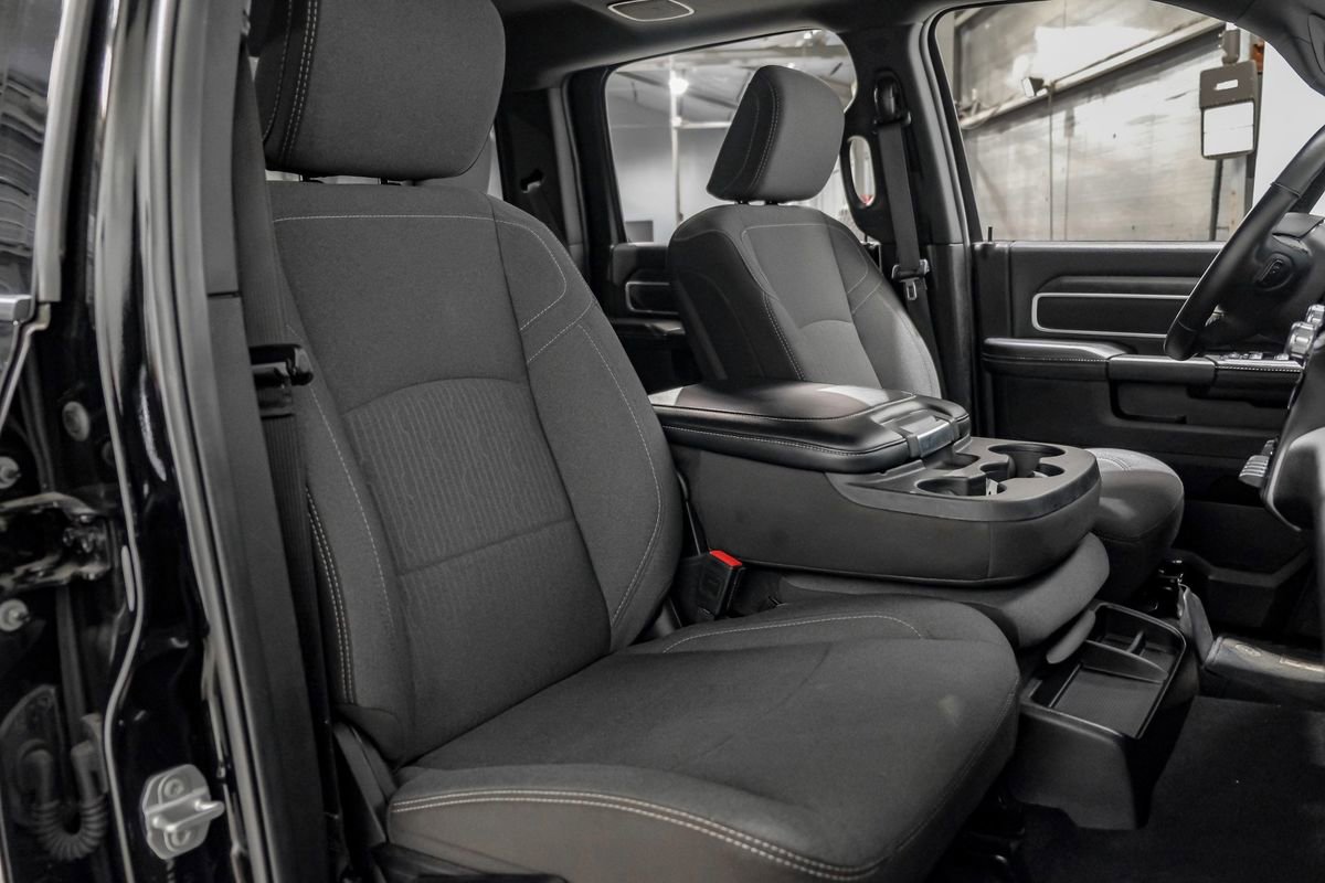 Used 2024 RAM 2500 Big Horn w/ Safety Group image 34