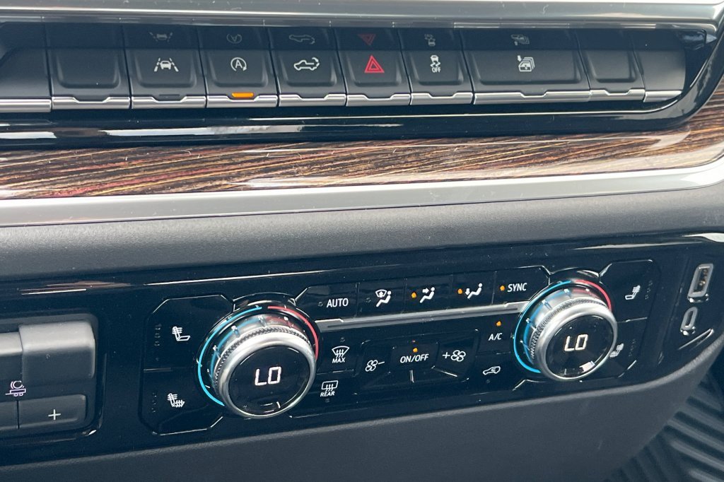 Used 2025 GMC Sierra 1500 Elevation image 17