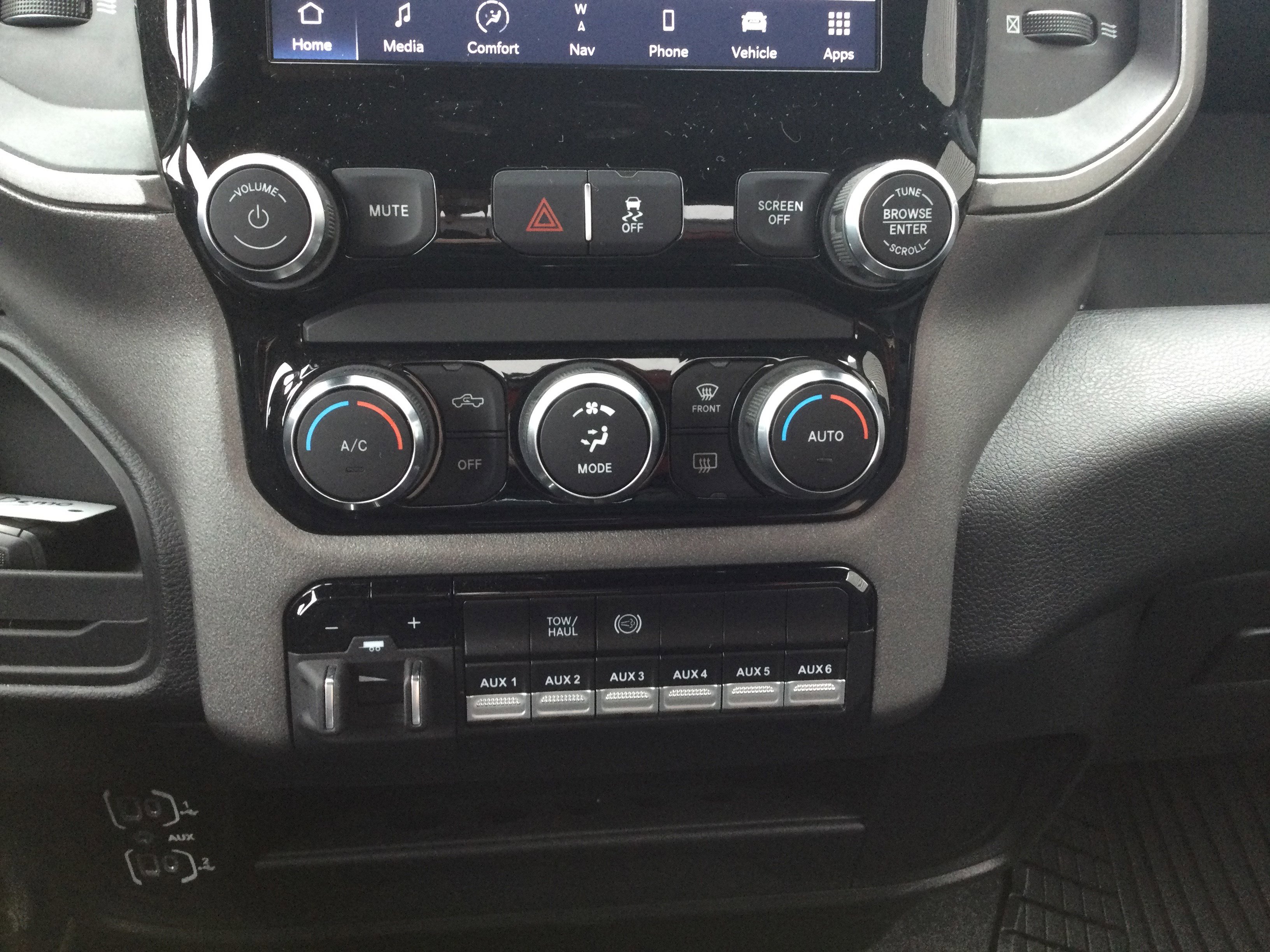 Used 2022 RAM 2500 Tradesman image 10