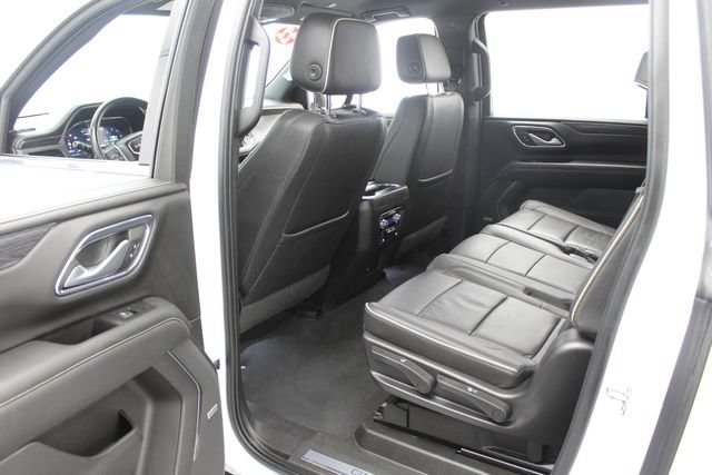 Used 2022 GMC Yukon XL SLT w/ SLT Luxury Package AWD/4WD image 18